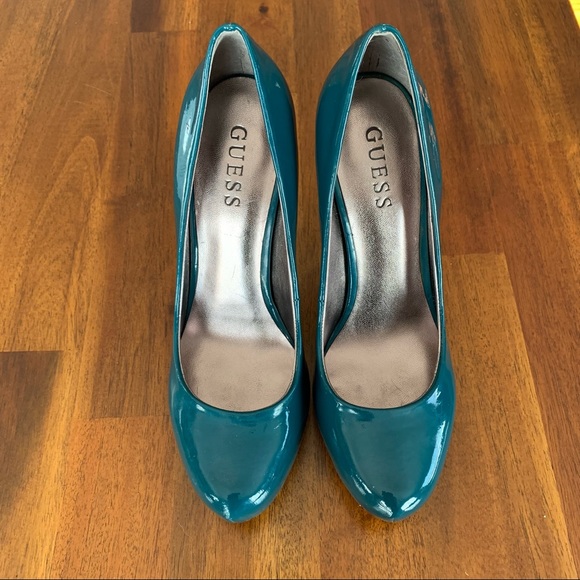 Guess Dress Shoes - Picture 2 of 7